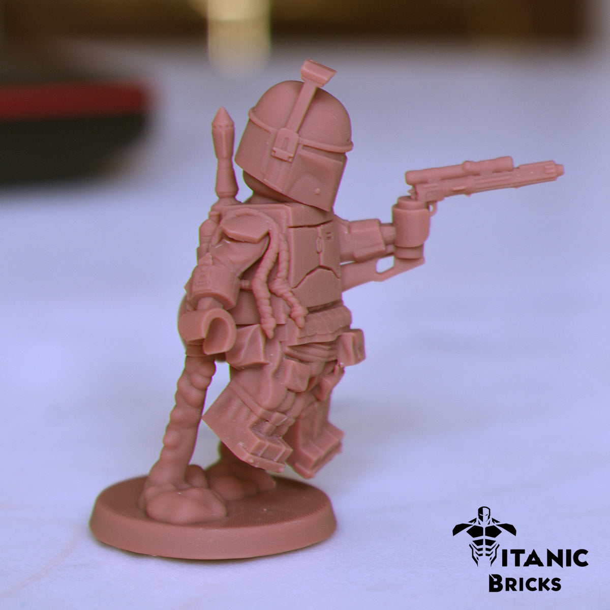 Bounty Hunter figurine - Titanic Bricks