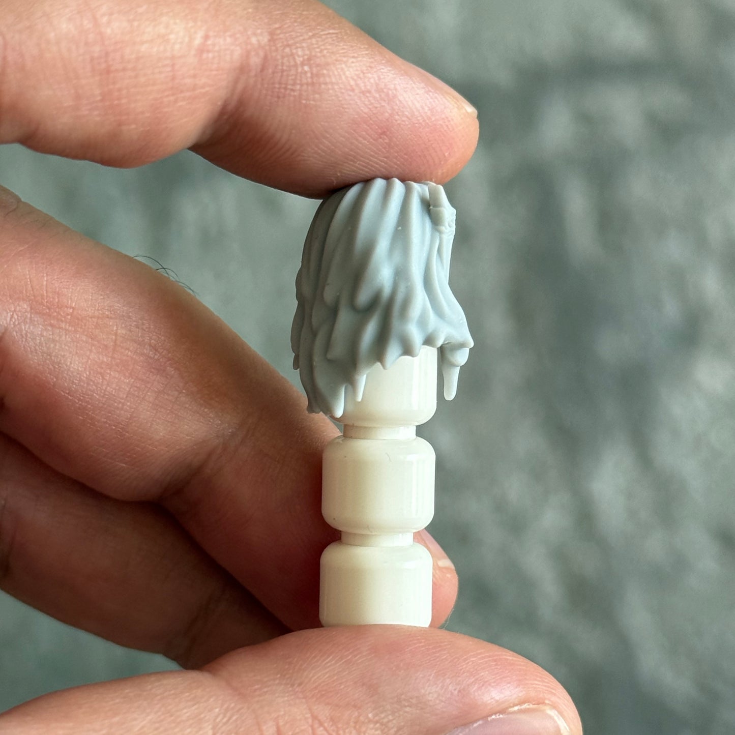 Whitch hair and headdress - Titanic Bricks