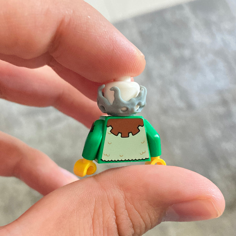 Symbiote Slayer half transformation - Titanic Bricks