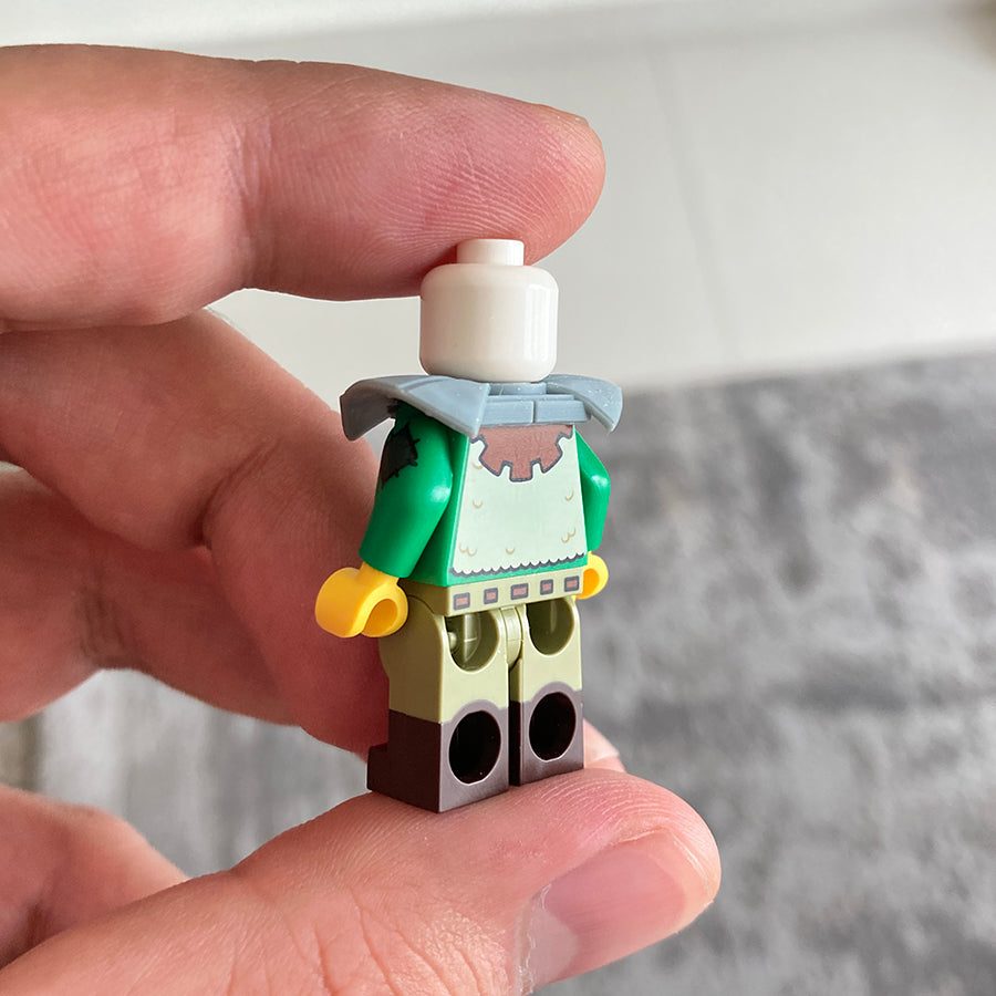 pauldron - Titanic Bricks