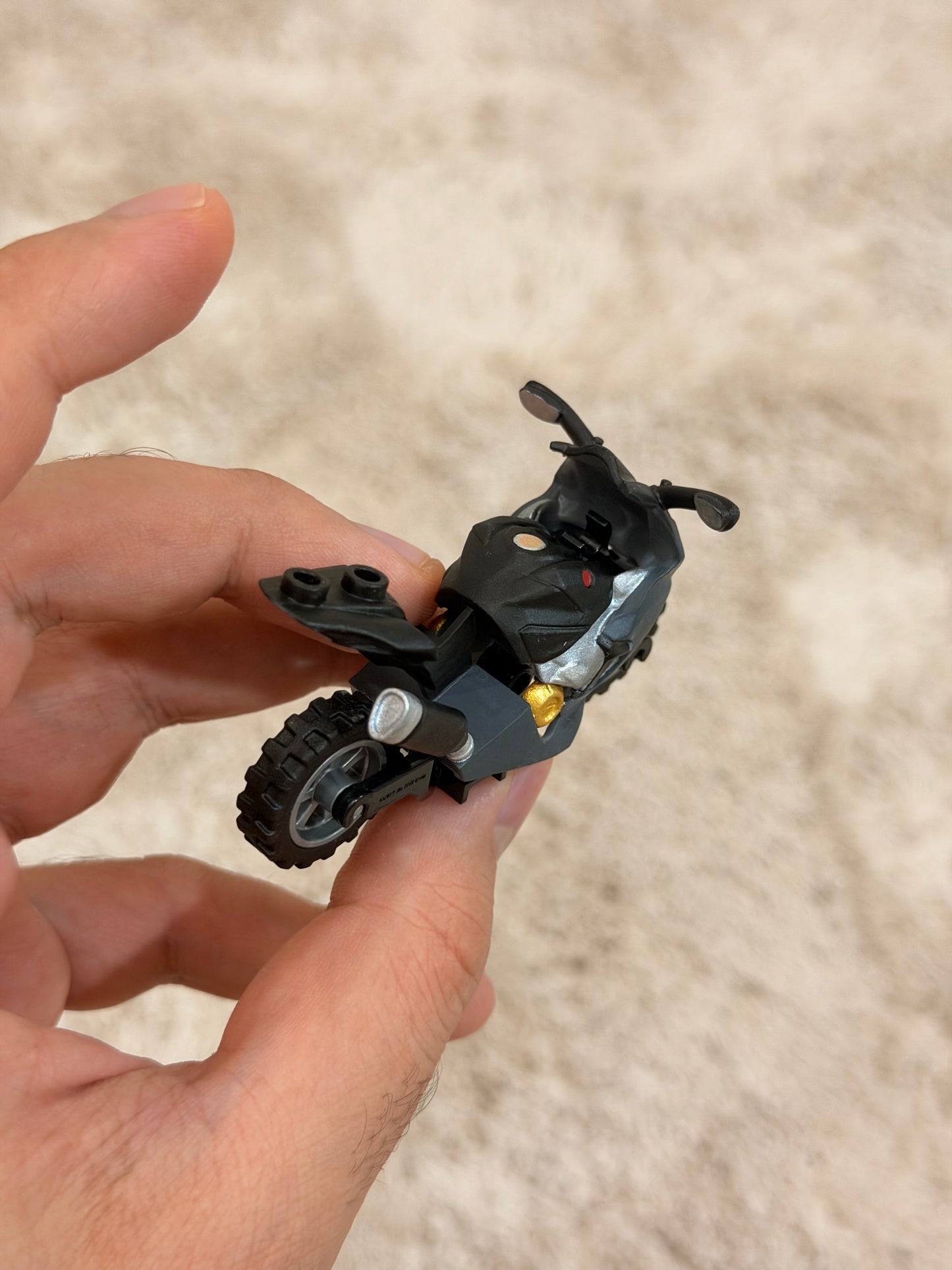 LEGO-Compatible Sport Motorcycle Body – Black Racing Bike Frame for Minifigures