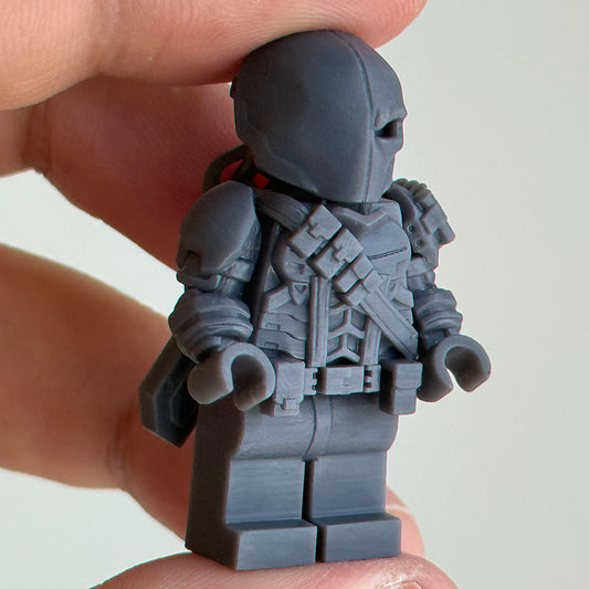 [Unpainted] Deathstroke Custom Minifigure