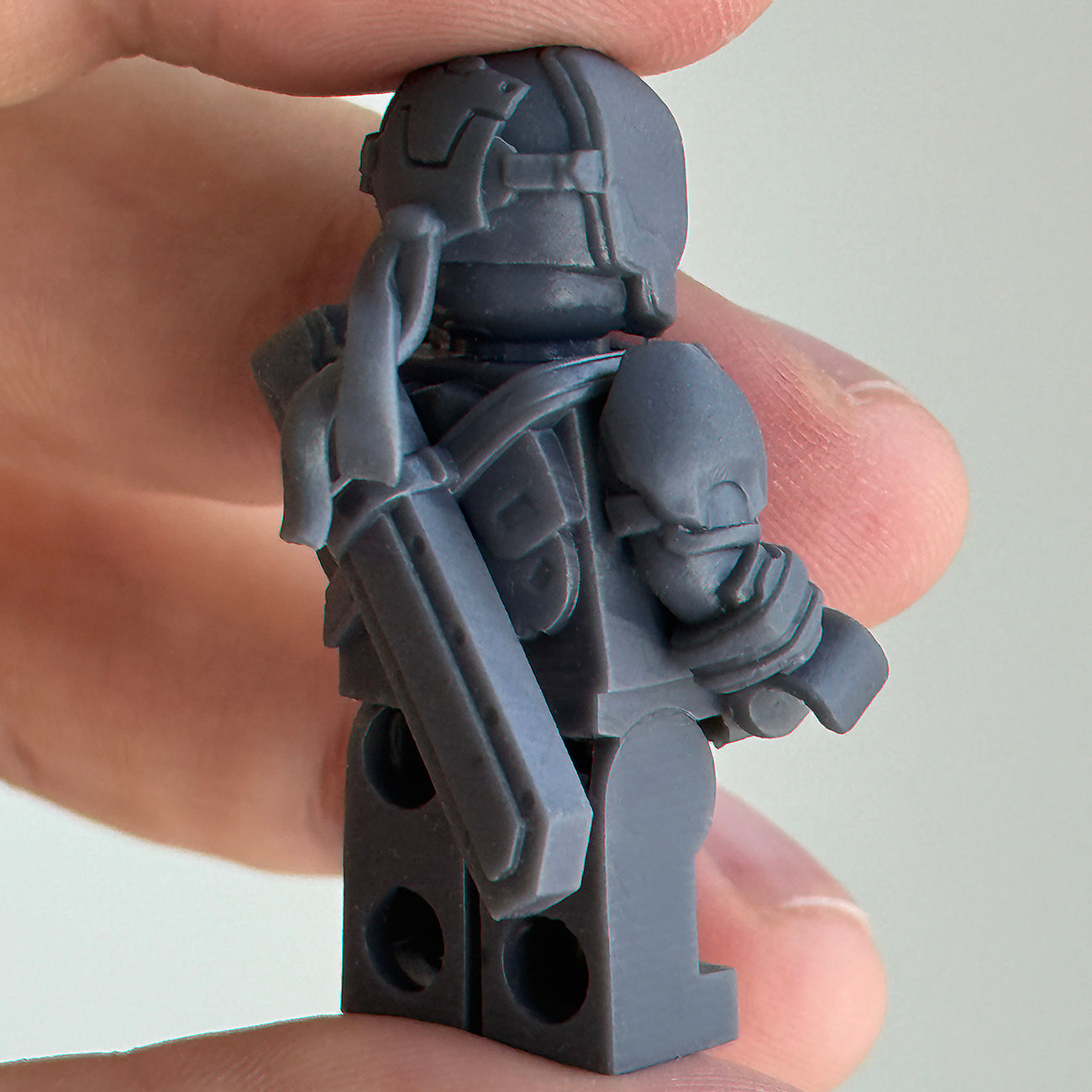 [Unpainted] Deathstroke Custom Minifigure